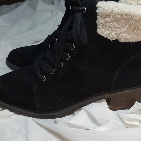 Lucky brand black boots zipper size 10.5 - Picture 3 of 9